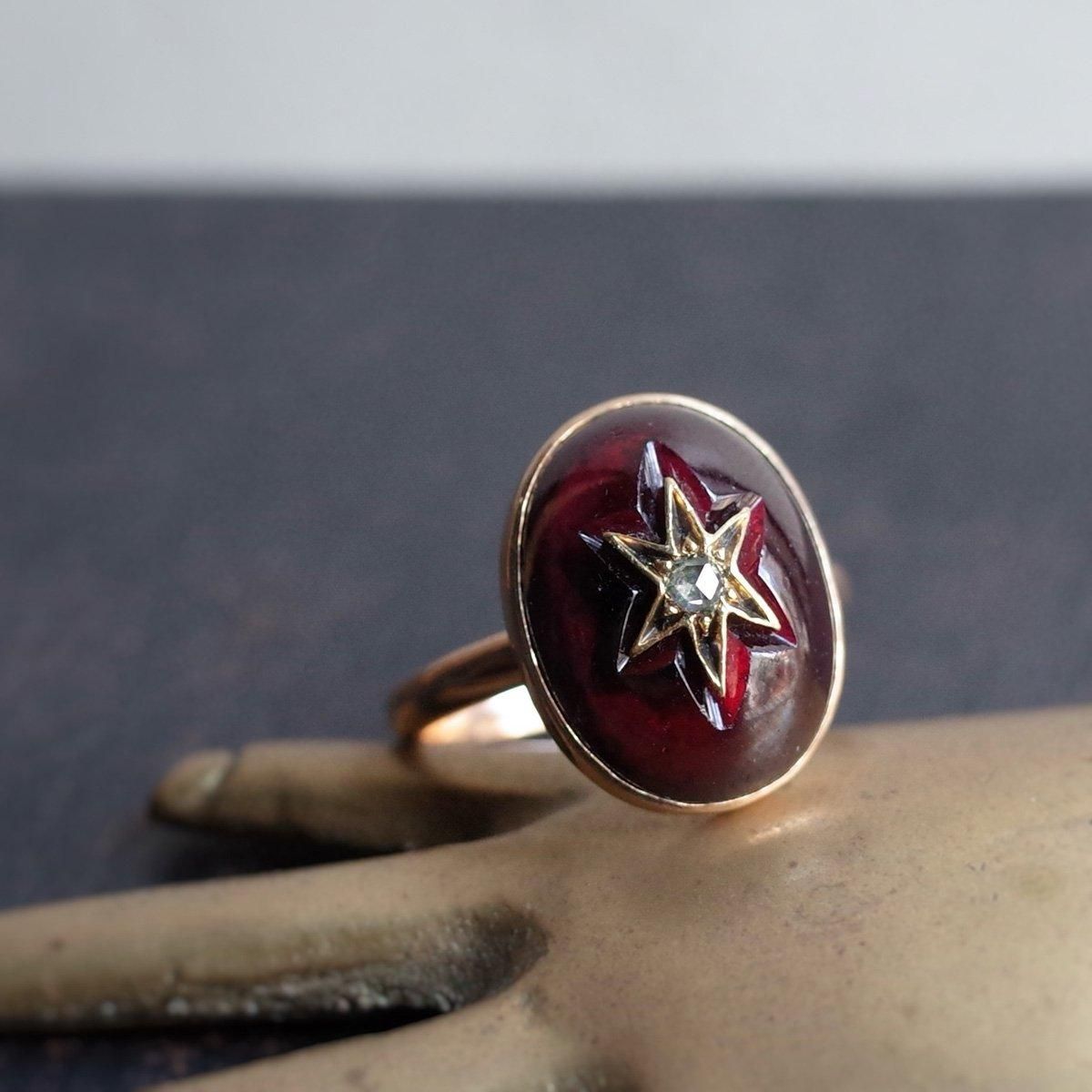 ȥꥢ 15 ܥ󥬡ͥå  󥰡Victorian 15K Cabochon Garnet Diamond Ring