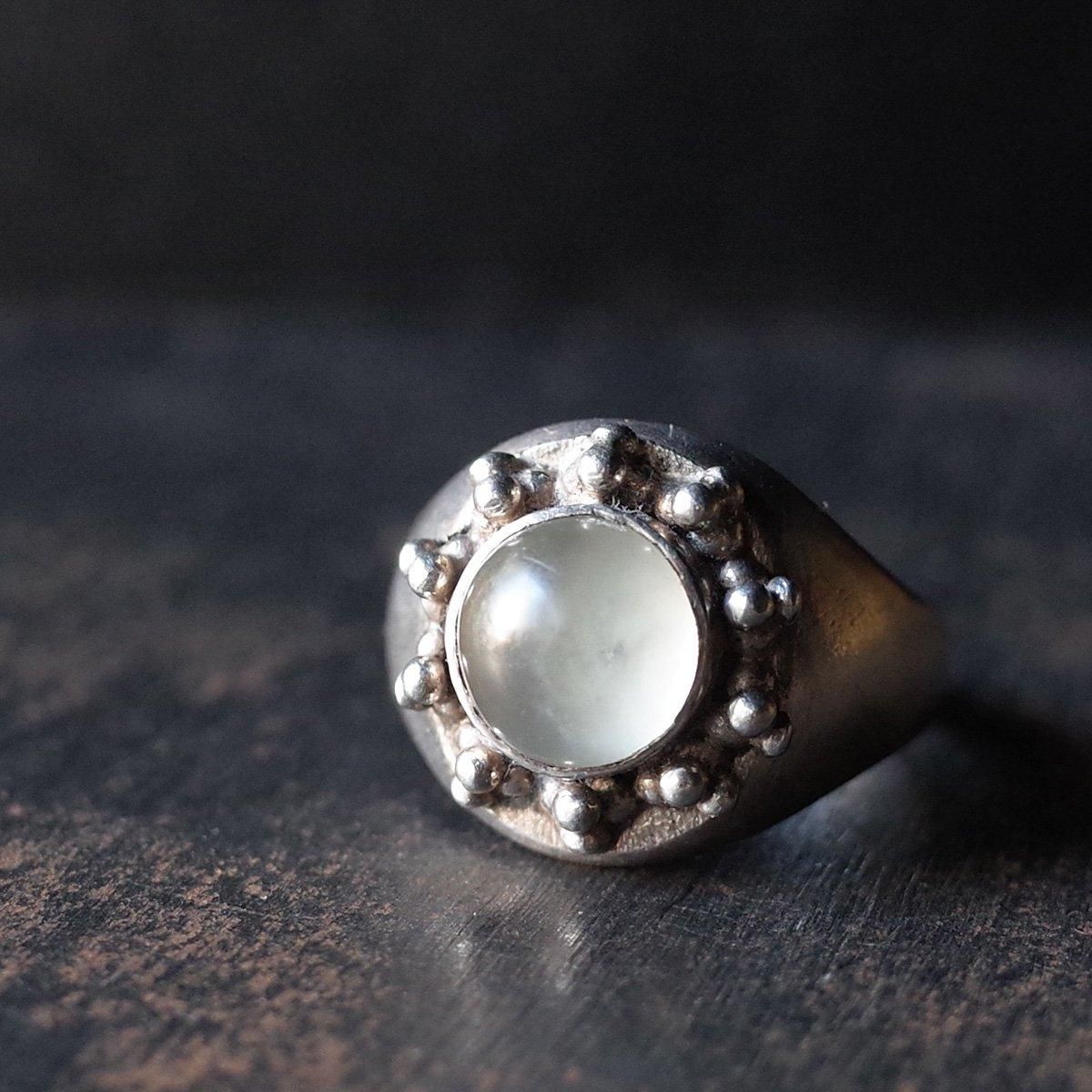 ġɡե ࡼ󥹥ȡ С ɡ󥰡Arts & Crafts Moon Stone Silver Dome Ring