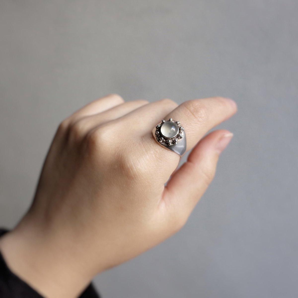ġɡե ࡼ󥹥ȡ С ɡ󥰡Arts & Crafts Moon Stone Silver Dome Ring