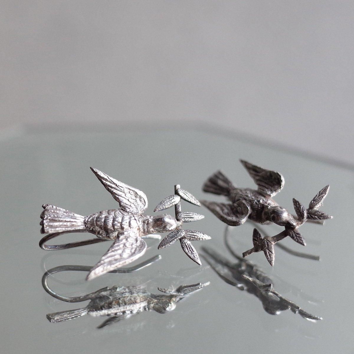 ȥꥢ С ȷ ԥVictorian Silver Dove Earrings