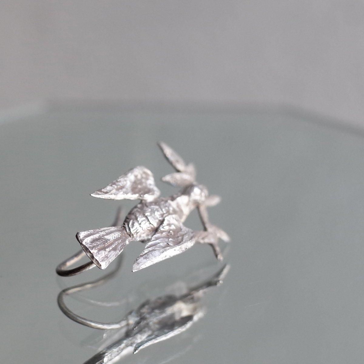 ȥꥢ С ȷ ԥVictorian Silver Dove Earrings