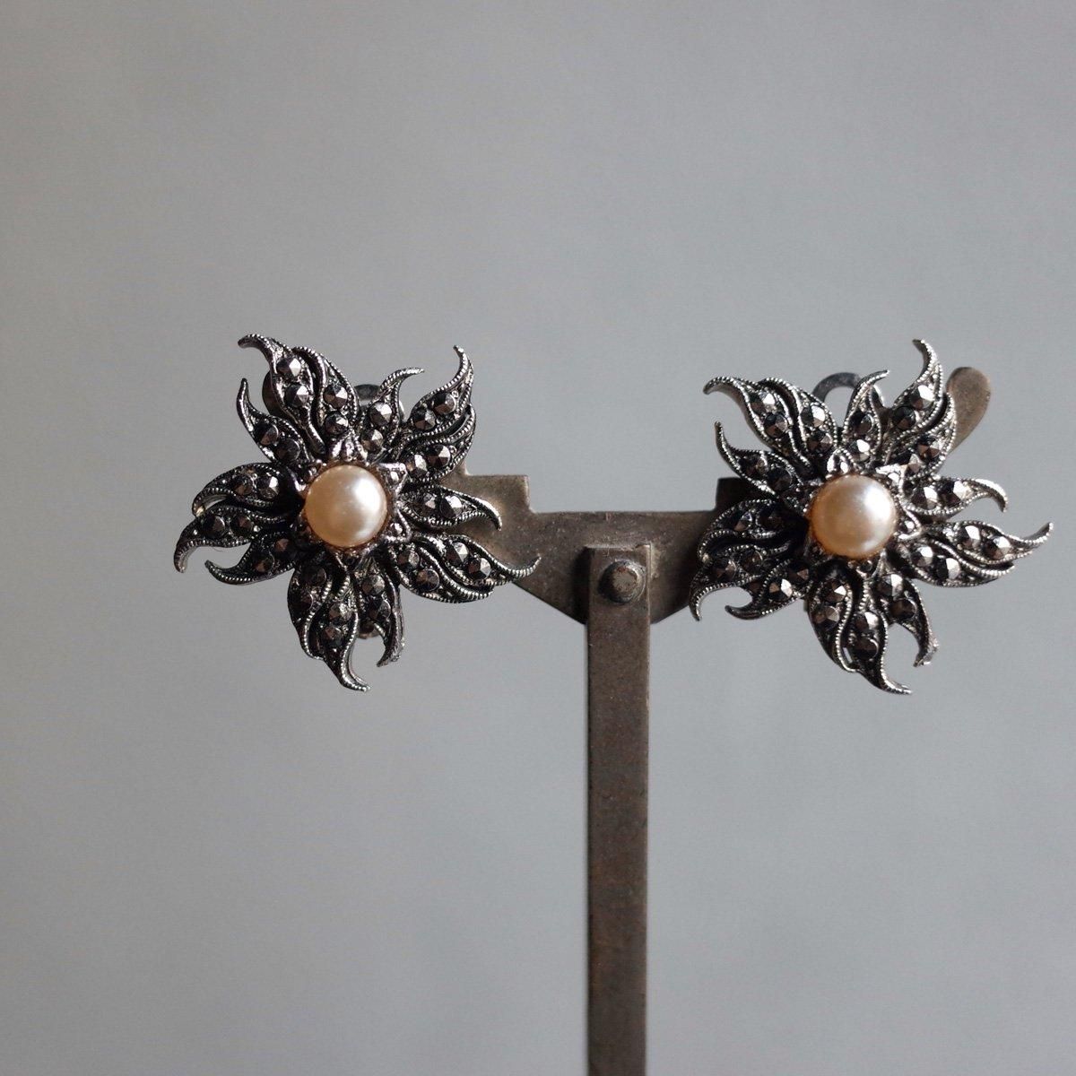 1950ǯ С ޡ 饹ѡ ե 󥰡1950's Silver Marcasite Glass Pearl Flower Earrings