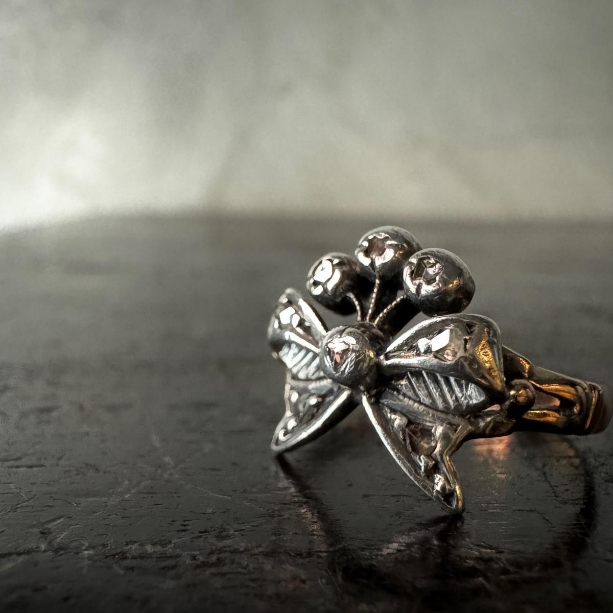 硼 10  ܥ󥰡Georgean 10K Diamond Ribbon Ring