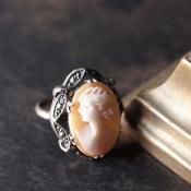 С ޡ ᥪ 󥰡Vintage Silver Marcasite Cameo Ring