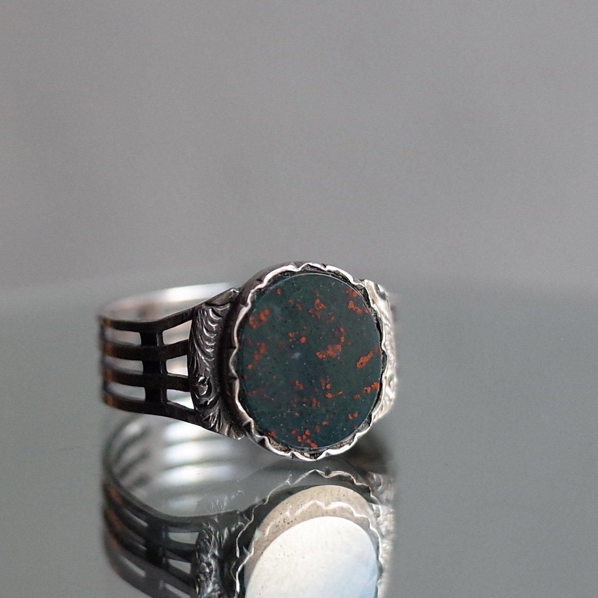 С ֥åɥȡ ͥåȥ󥰡Vintage Silver Bloodstone Signet Ring