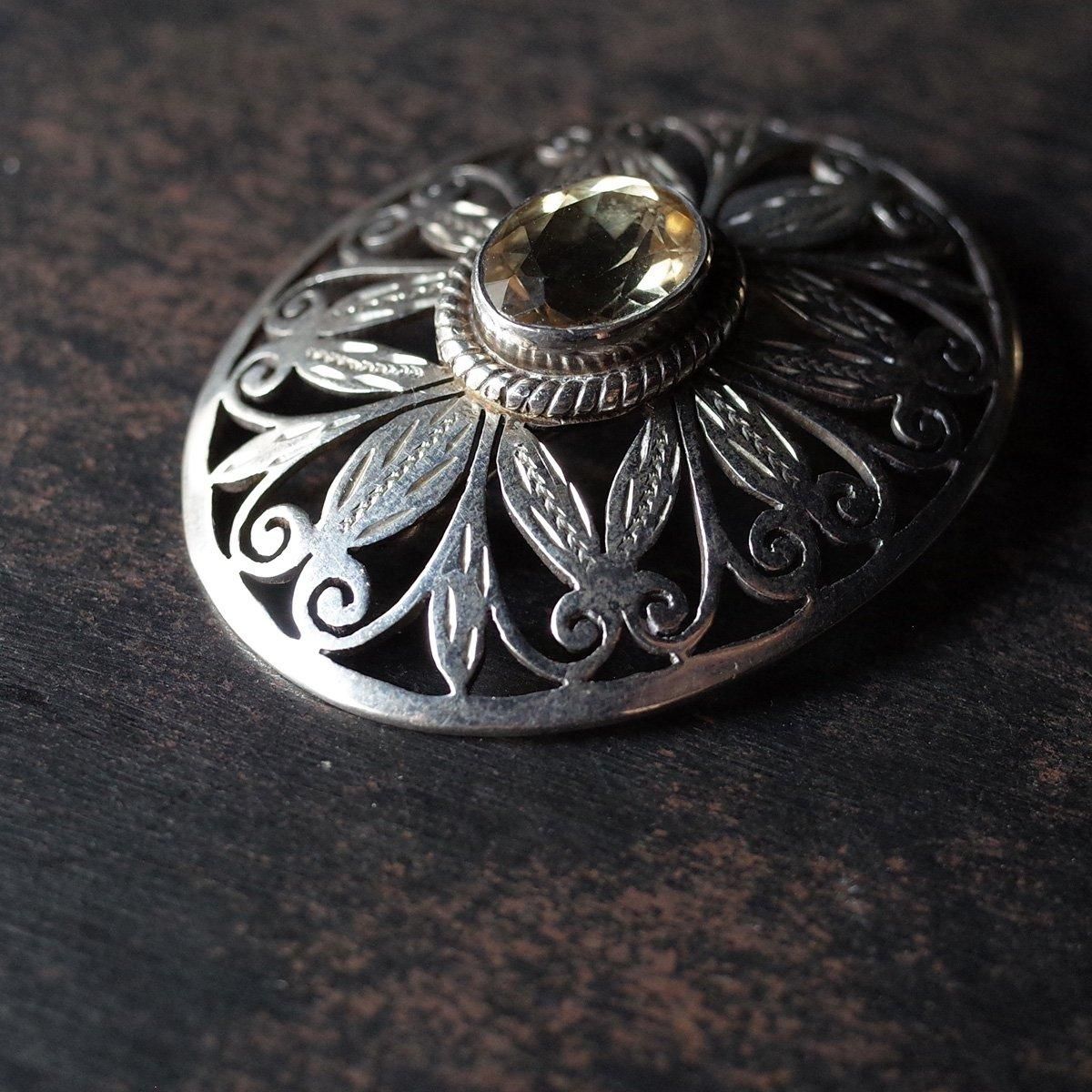 1930ǯ С ȥ ʪ ʱ ֥1930's Silver Citrine Plant Oval Brooch