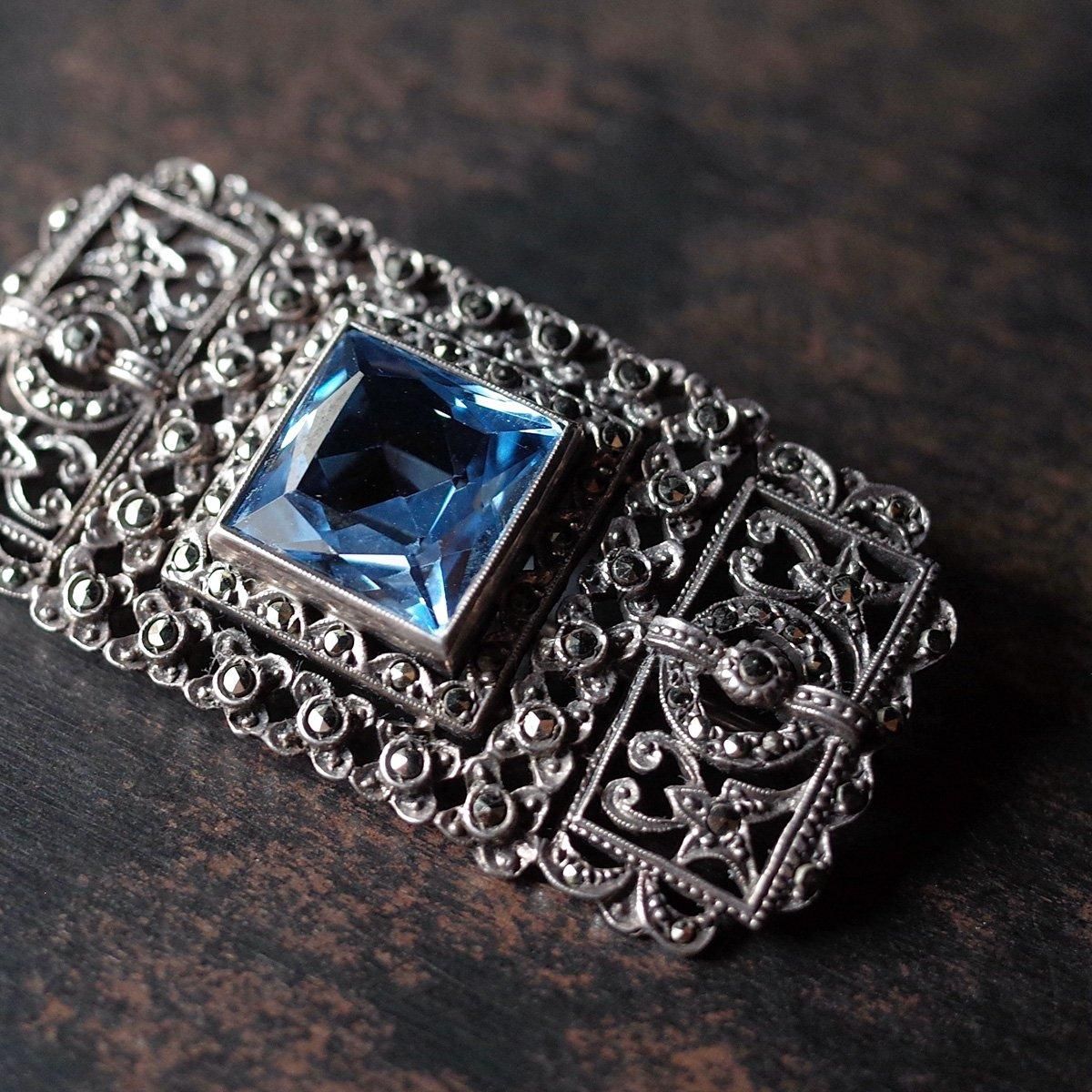 С ޡ ֥롼 饹 ֥1920-30's Silver Marcasite Blue Glass Brooch