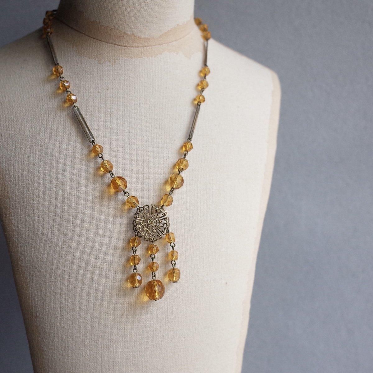 ᥿ С 饹ͥå쥹1930's Metal Amber Glass Necklace
