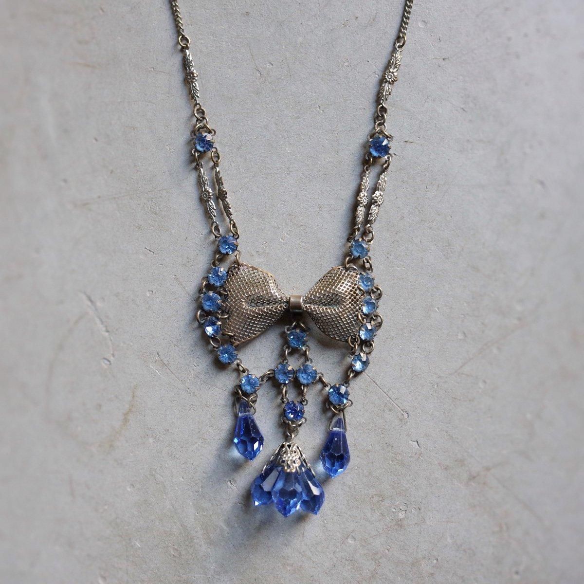᥿ ֥롼饹 ܥ ͥå쥹1930's Metal Blue Glass Ribbon Necklace