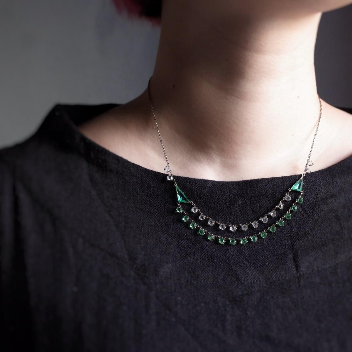 ᥿ ꡼󥬥饹 2Ϣ ͥå쥹1930's Metal Green Glass Necklace