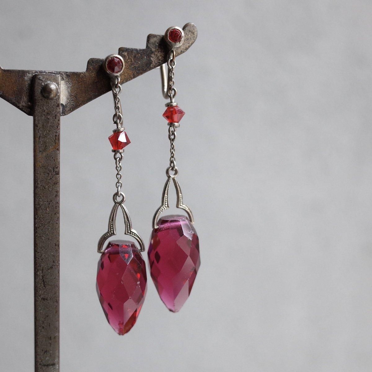 磻å 饹 󥰡1930's Metal Wine Red Glass Earrings