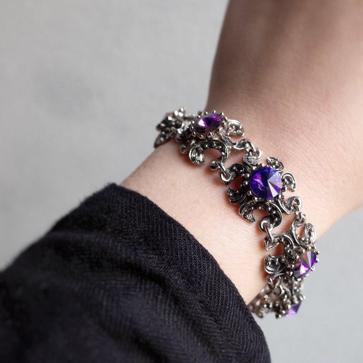 <img class='new_mark_img1' src='https://img.shop-pro.jp/img/new/icons13.gif' style='border:none;display:inline;margin:0px;padding:0px;width:auto;' />᥿ ܥꥬ饹 ֥쥹åȡ1950's Metal Rivoli Glass Bracelet