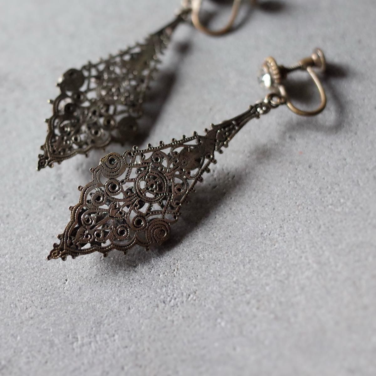 ᥿ ꥢ饹 󥰡1920-30's Metal Clear Glass Earrings