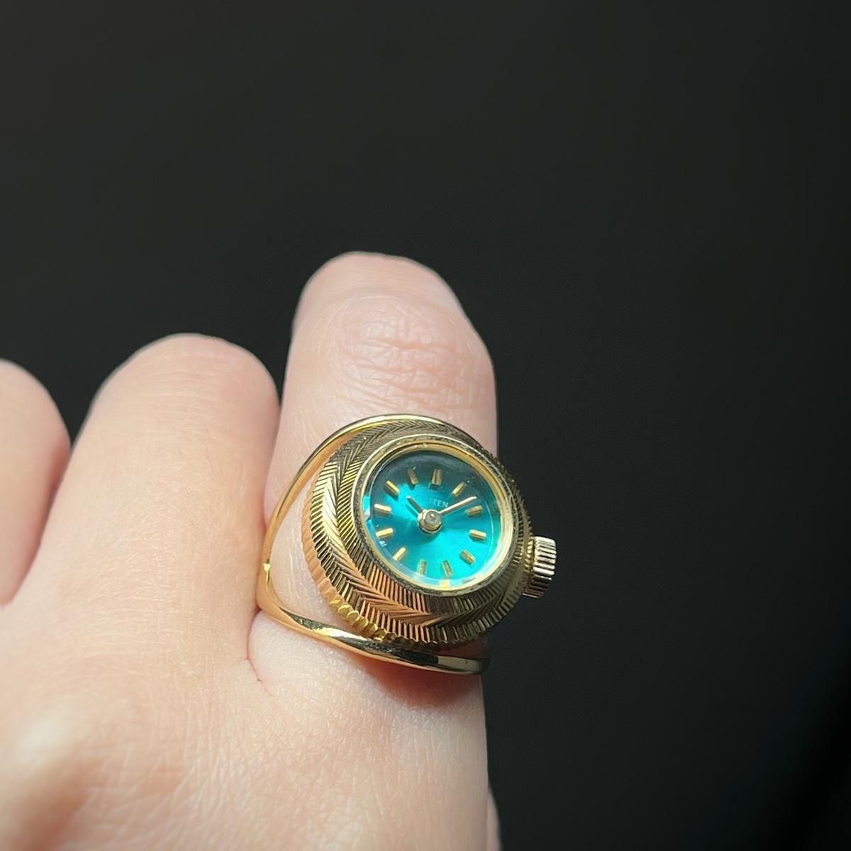 CITIZEN RING WATCH (シチズン リングウォッチ) エメラルド