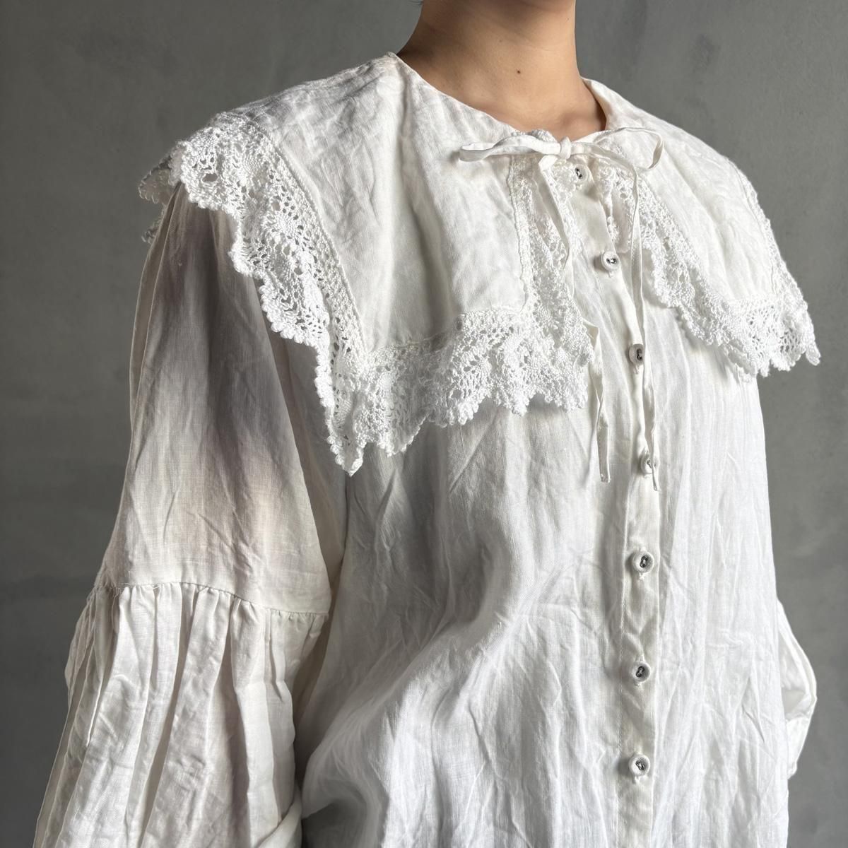<img class='new_mark_img1' src='https://img.shop-pro.jp/img/new/icons13.gif' style='border:none;display:inline;margin:0px;padding:0px;width:auto;' />HALLELUJAH 5, Chemise Religieuse_col carreʥϥ ƻ֥饦 ܥå顼Off White