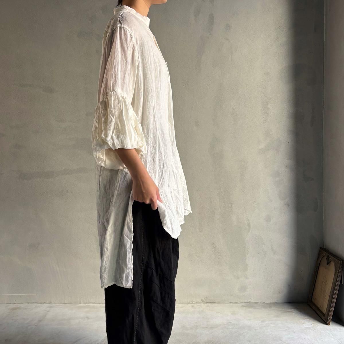 <img class='new_mark_img1' src='https://img.shop-pro.jp/img/new/icons13.gif' style='border:none;display:inline;margin:0px;padding:0px;width:auto;' />HALLELUJAH 11, Edwardian Chemiseʥϥ ɥǥ ֥饦Off White