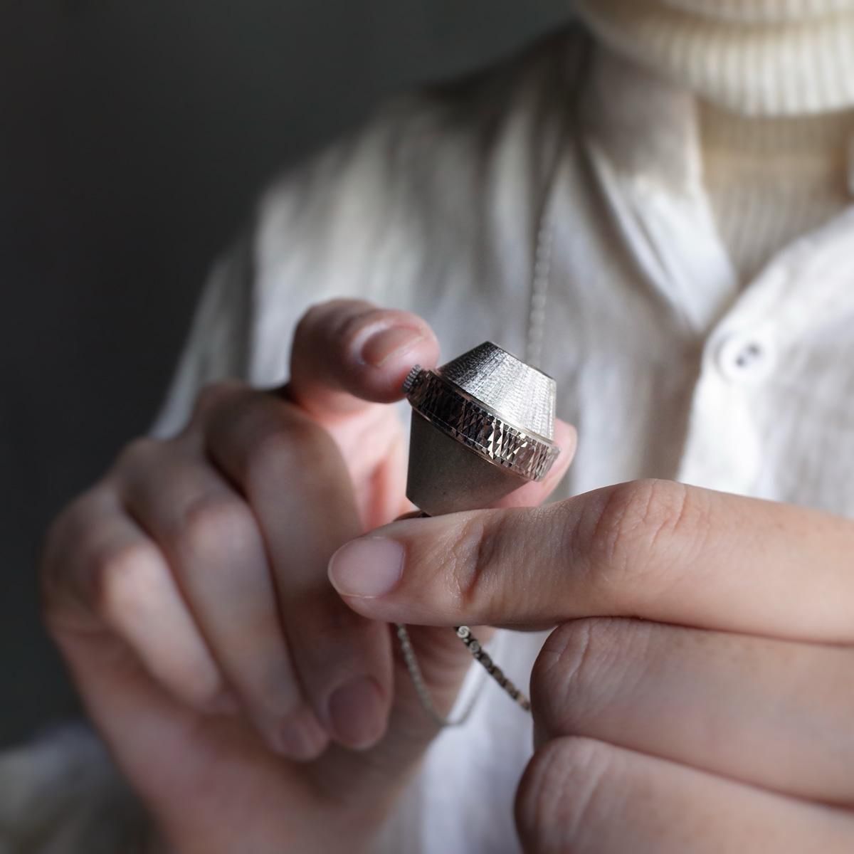 <img class='new_mark_img1' src='https://img.shop-pro.jp/img/new/icons13.gif' style='border:none;display:inline;margin:0px;padding:0px;width:auto;' />SEIKO PENDANT WATCHʥ ڥȥå˥׷ ʸ