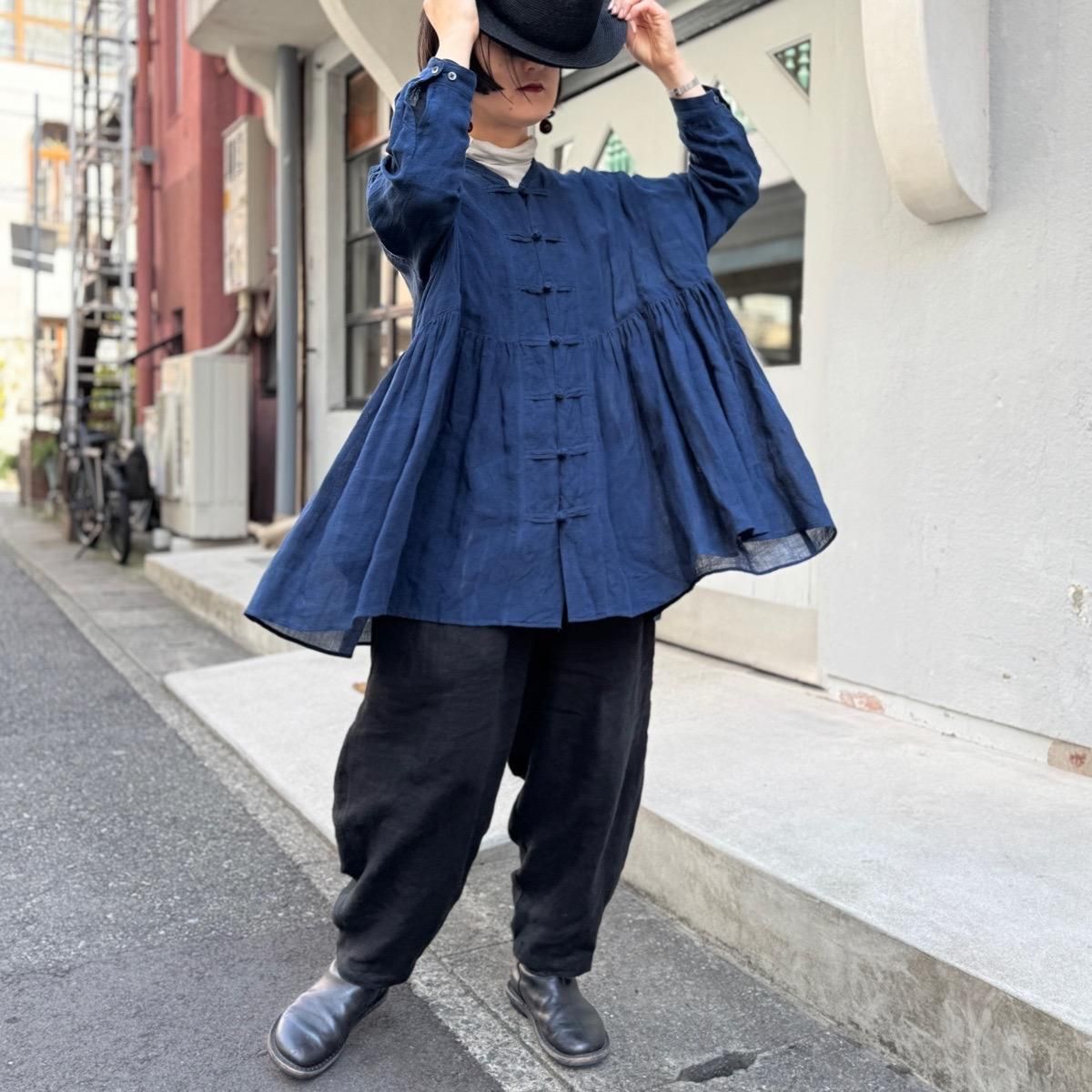 <img class='new_mark_img1' src='https://img.shop-pro.jp/img/new/icons13.gif' style='border:none;display:inline;margin:0px;padding:0px;width:auto;' />suzuki takayuki chinese knot blouseʥ業 㥤ˡΥåȥ֥饦Dark navy