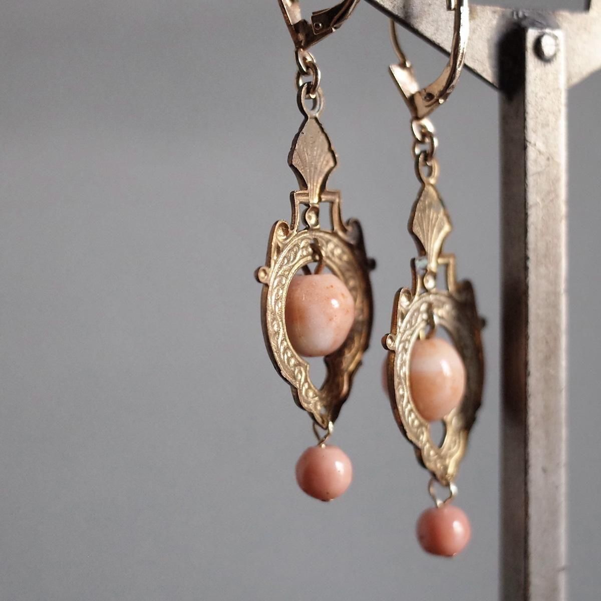 ᥿ ԥ 饹 ԥ1930-40's Metal Coral Pink Glass Earrings
