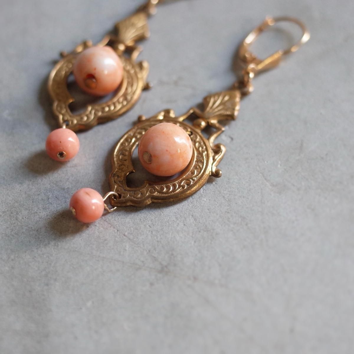 ᥿ ԥ 饹 ԥ1930-40's Metal Coral Pink Glass Earrings