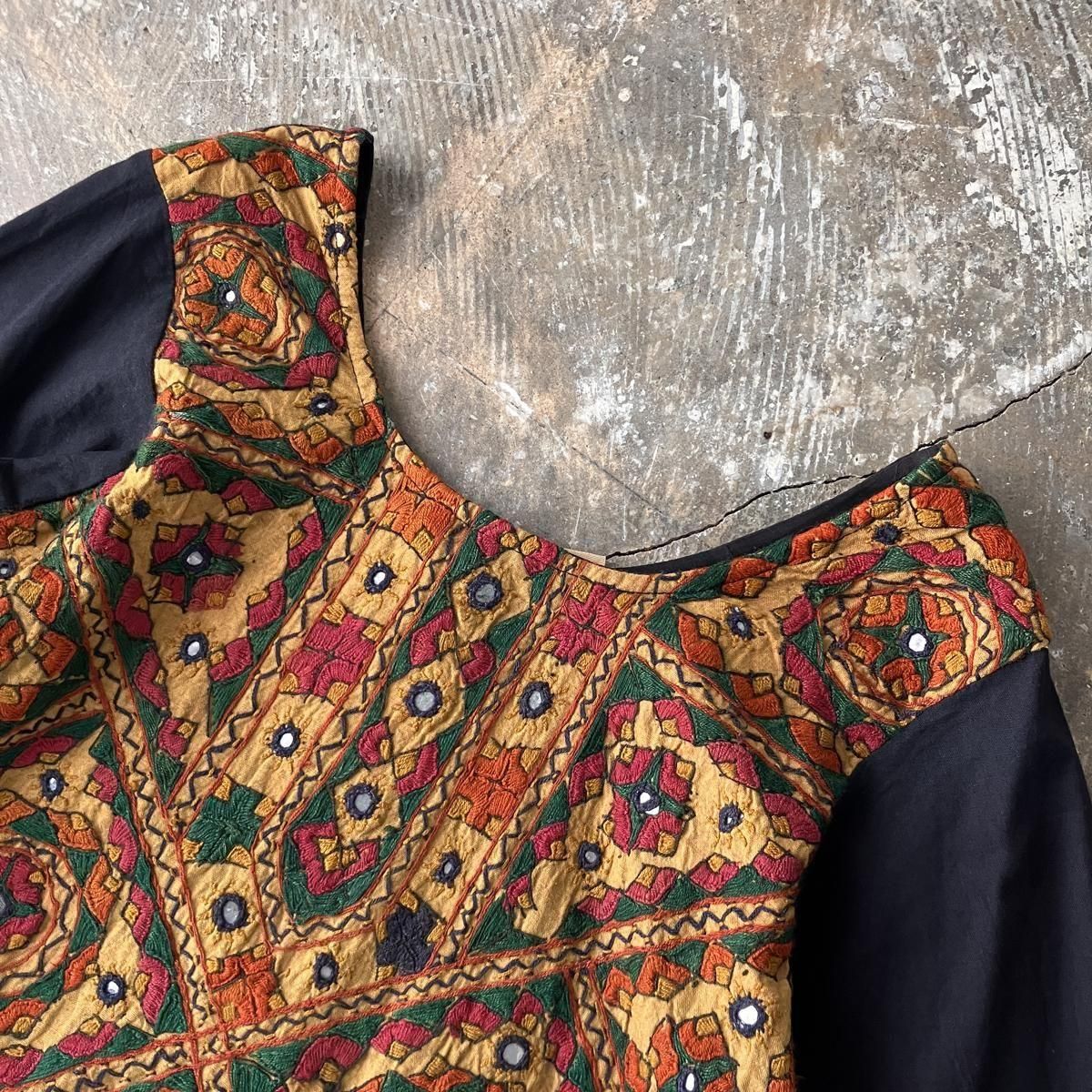 ơ  ߥ顼ɽ ʬµ ֥饦Vintage India Mirror Embroidery Sleeve Blouse