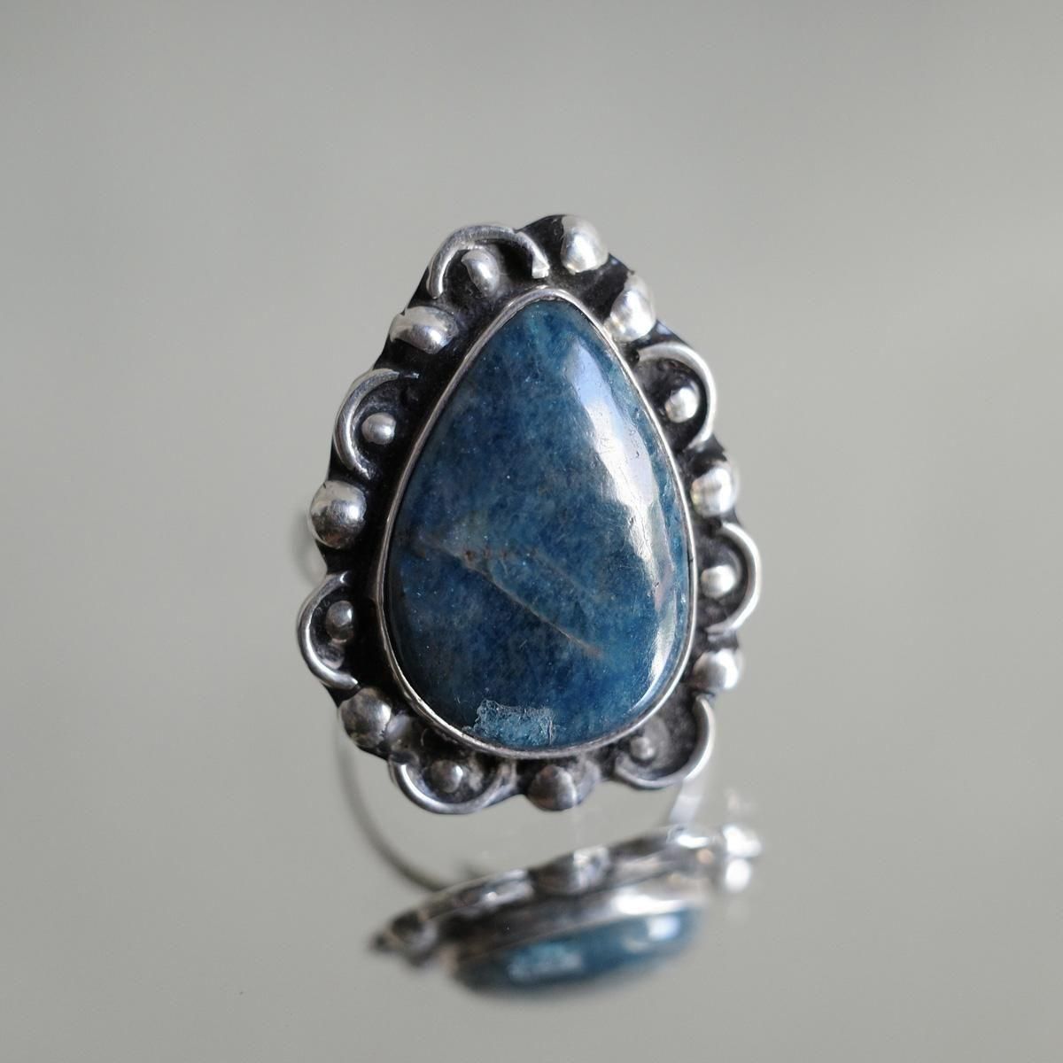 <img class='new_mark_img1' src='https://img.shop-pro.jp/img/new/icons13.gif' style='border:none;display:inline;margin:0px;padding:0px;width:auto;' />ᥭ С  ޥMexican Silver Ring Aquamarine