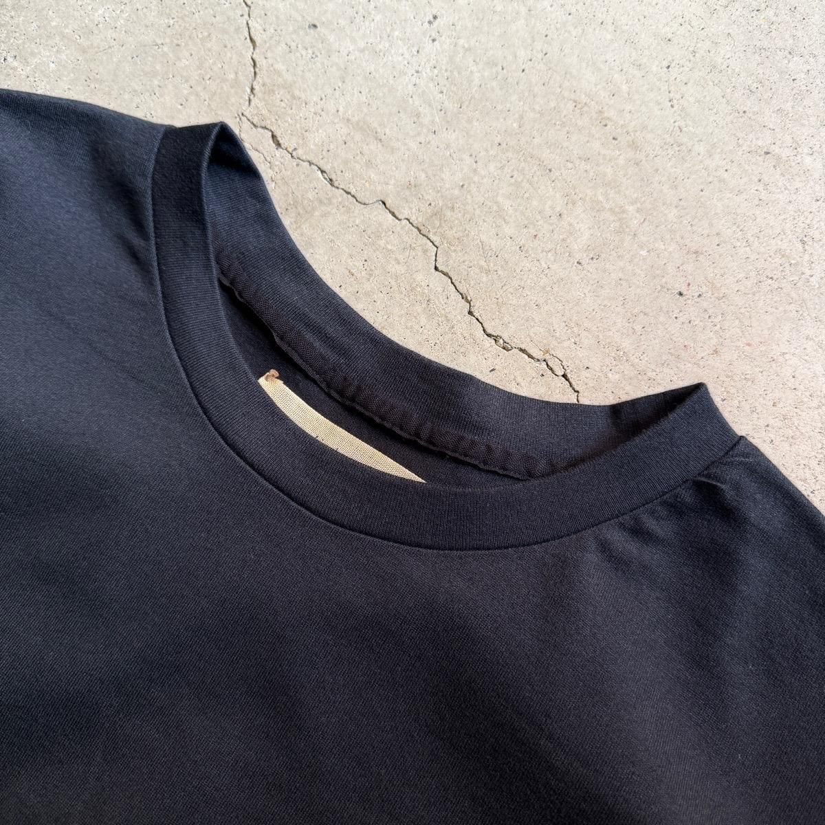 トップス suzuki takayuki knitted t-shirt black suzuki takayuki】knitted t-shirt | cocuu