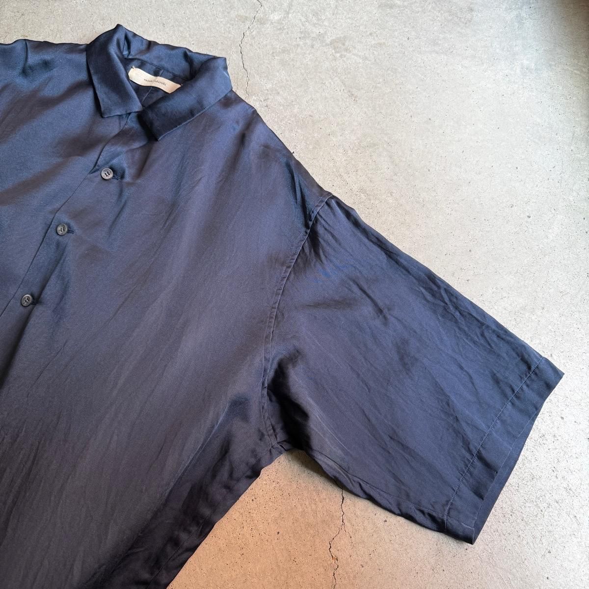 <img class='new_mark_img1' src='https://img.shop-pro.jp/img/new/icons38.gif' style='border:none;display:inline;margin:0px;padding:0px;width:auto;' />20%OFFsuzuki takayuki over shirtʥ業 СġLake akan