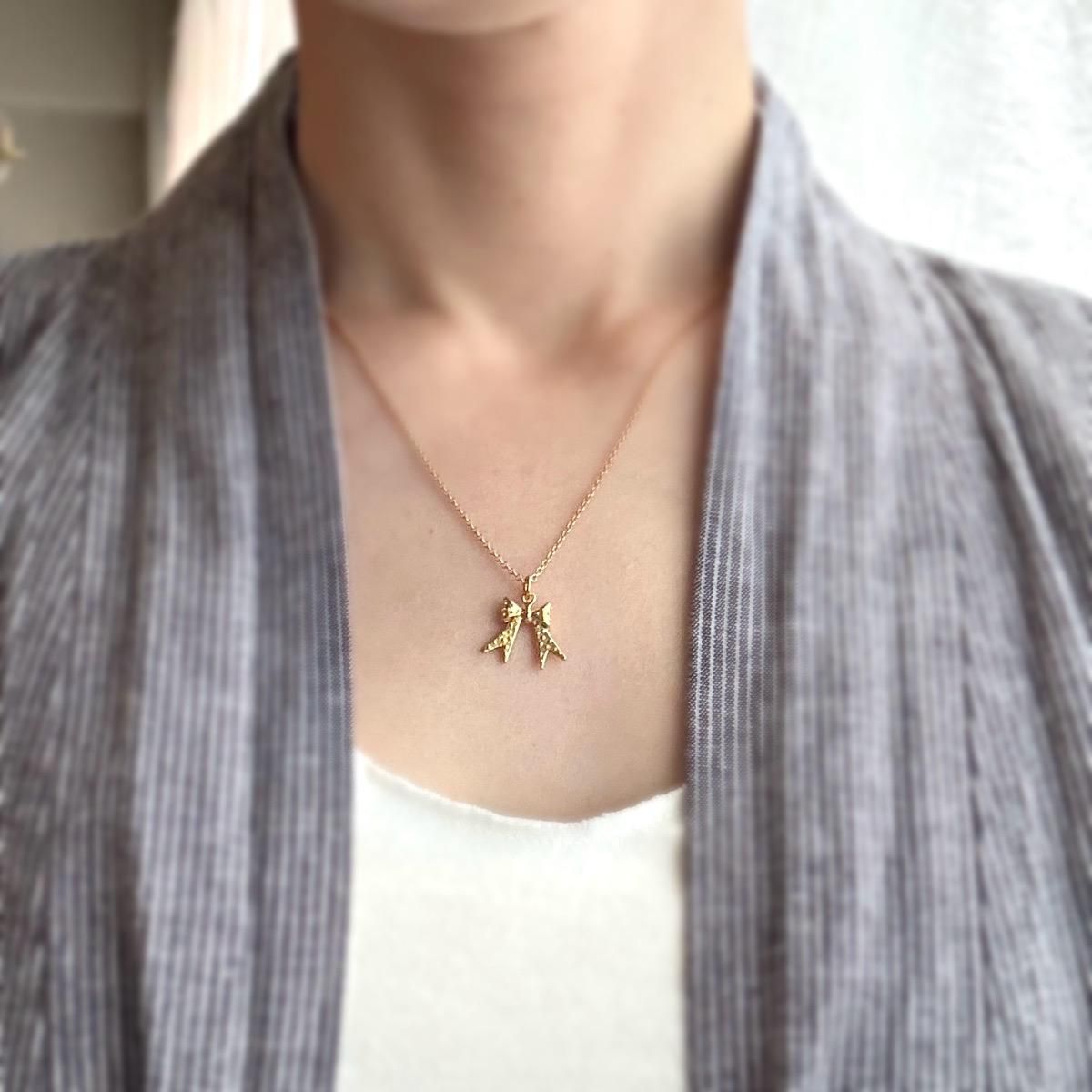<img class='new_mark_img1' src='https://img.shop-pro.jp/img/new/icons13.gif' style='border:none;display:inline;margin:0px;padding:0px;width:auto;' />momocreatura Dotted bow Necklace Goldʥ⥯ꥢ ɥåȥܥ ͥå쥹 ɡ