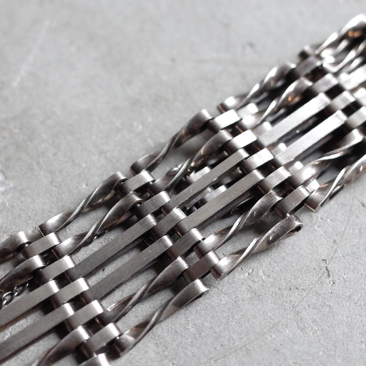 <img class='new_mark_img1' src='https://img.shop-pro.jp/img/new/icons13.gif' style='border:none;display:inline;margin:0px;padding:0px;width:auto;' />1975ǯ С Padlock ֥쥹åȡc.1975 Silver Padlock Bracelet