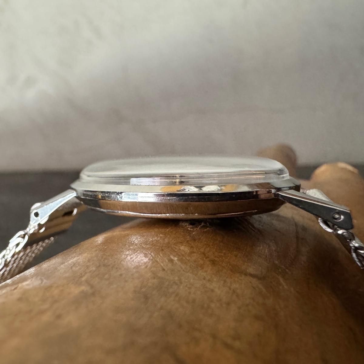 CITIZEN Deluxe（シチズン デラックス）黒文字盤 GD 3針 - JeJe PIANO