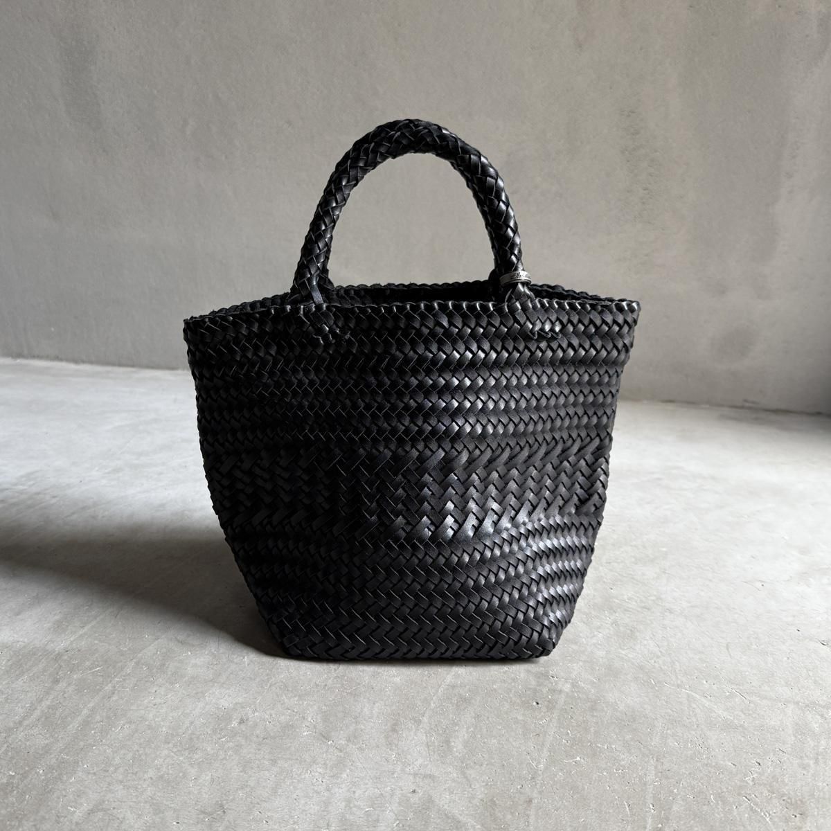 <img class='new_mark_img1' src='https://img.shop-pro.jp/img/new/icons13.gif' style='border:none;display:inline;margin:0px;padding:0px;width:auto;' />CHRISTIAN PEAU CP MESH BAG Dʥꥹ ݡ åХå BLACK