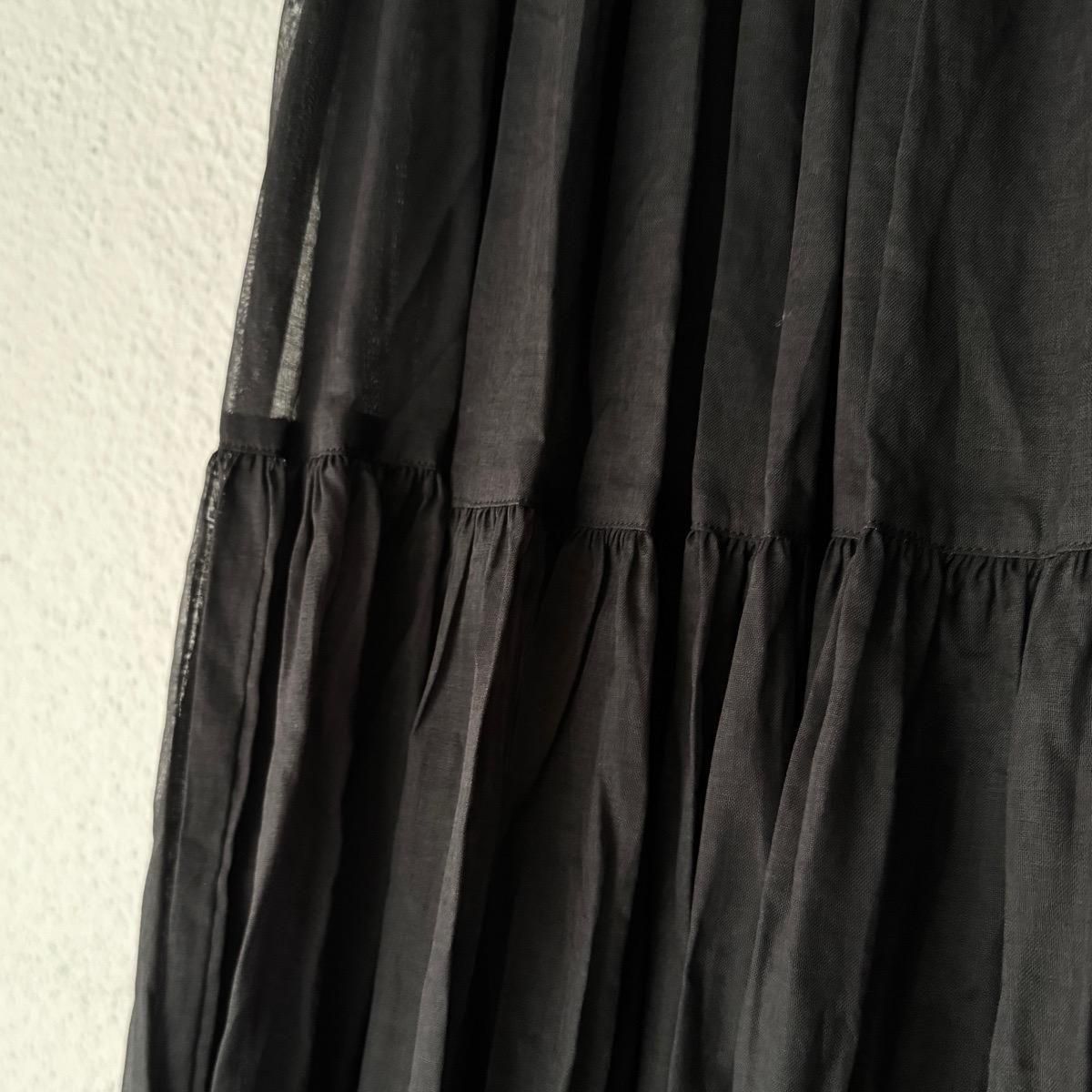 <img class='new_mark_img1' src='https://img.shop-pro.jp/img/new/icons13.gif' style='border:none;display:inline;margin:0px;padding:0px;width:auto;' />suzuki takayuki  tiered skirtʥ業 ƥɥȡBlack 