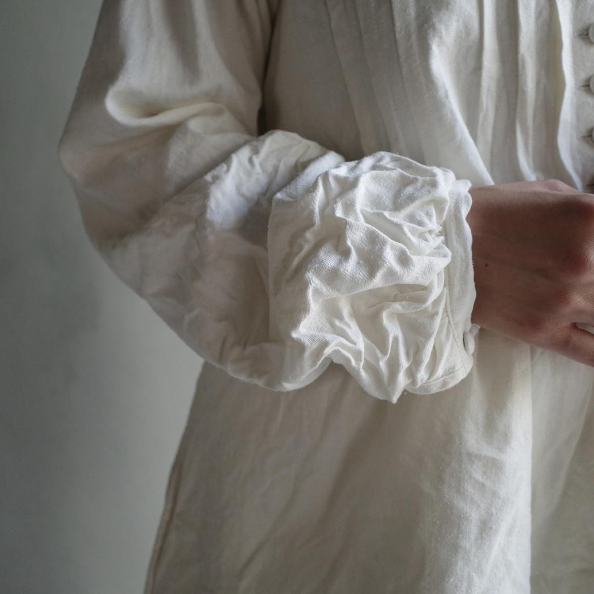 <img class='new_mark_img1' src='https://img.shop-pro.jp/img/new/icons13.gif' style='border:none;display:inline;margin:0px;padding:0px;width:auto;' />HALLELUJAH 8, Chemise de Bapteme Model 1920'sʥϥ ꥹ֥饦 1920ǯ Off White