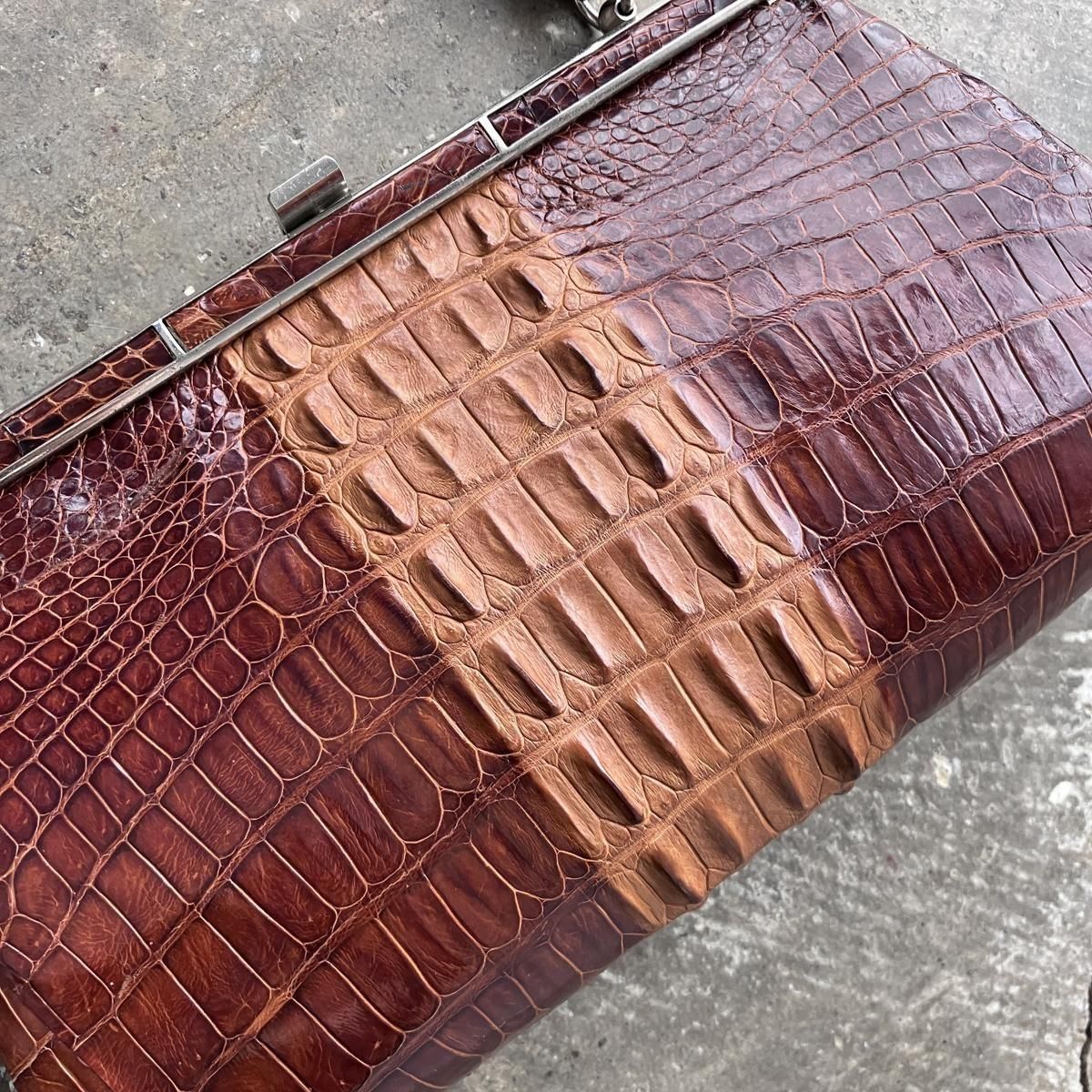 ơ  ХåVintage Crocodile Leather Bag