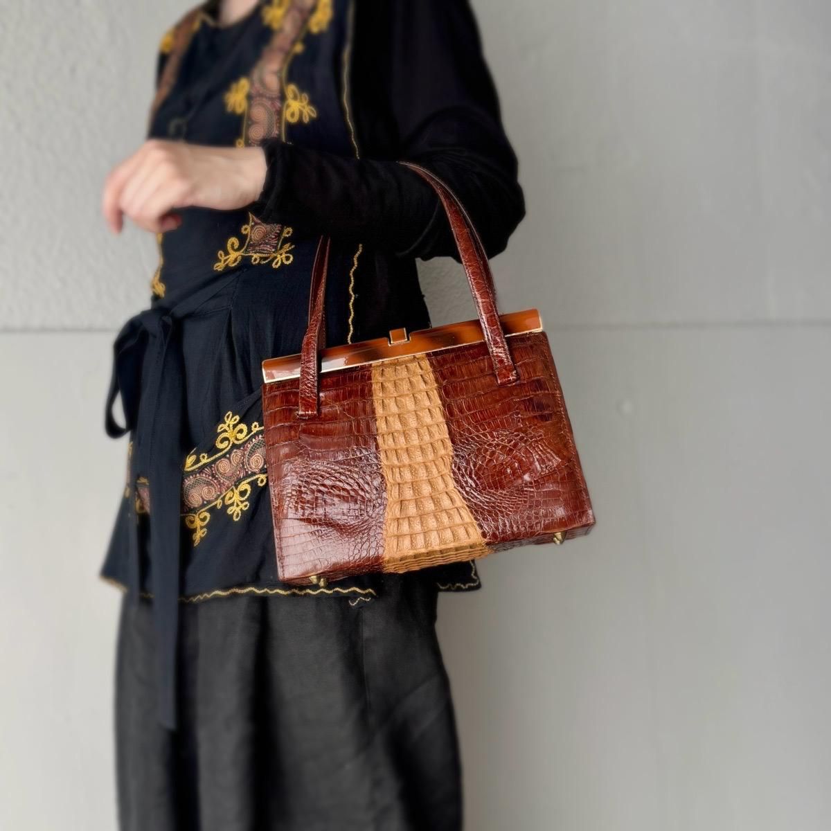 ơ ޥ ϥɥХåVintage Caiman Leather Hand Bag