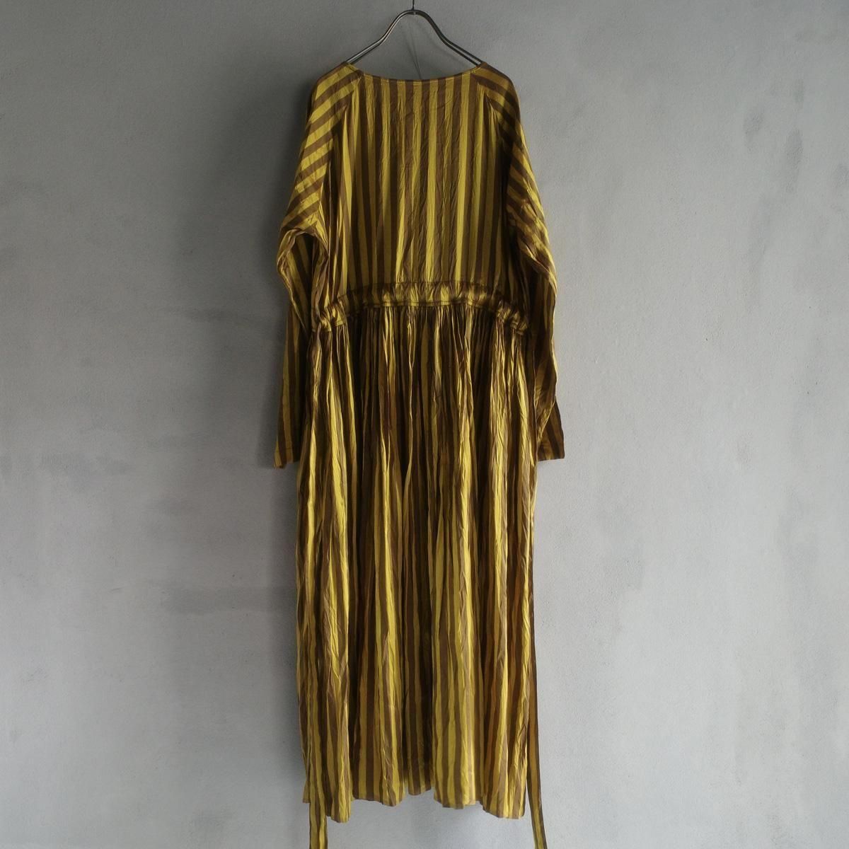 <img class='new_mark_img1' src='https://img.shop-pro.jp/img/new/icons13.gif' style='border:none;display:inline;margin:0px;padding:0px;width:auto;' />CHRISTIAN PEAU CP 0460010 DRESSʥꥹ ݡ ɥ쥹BEE