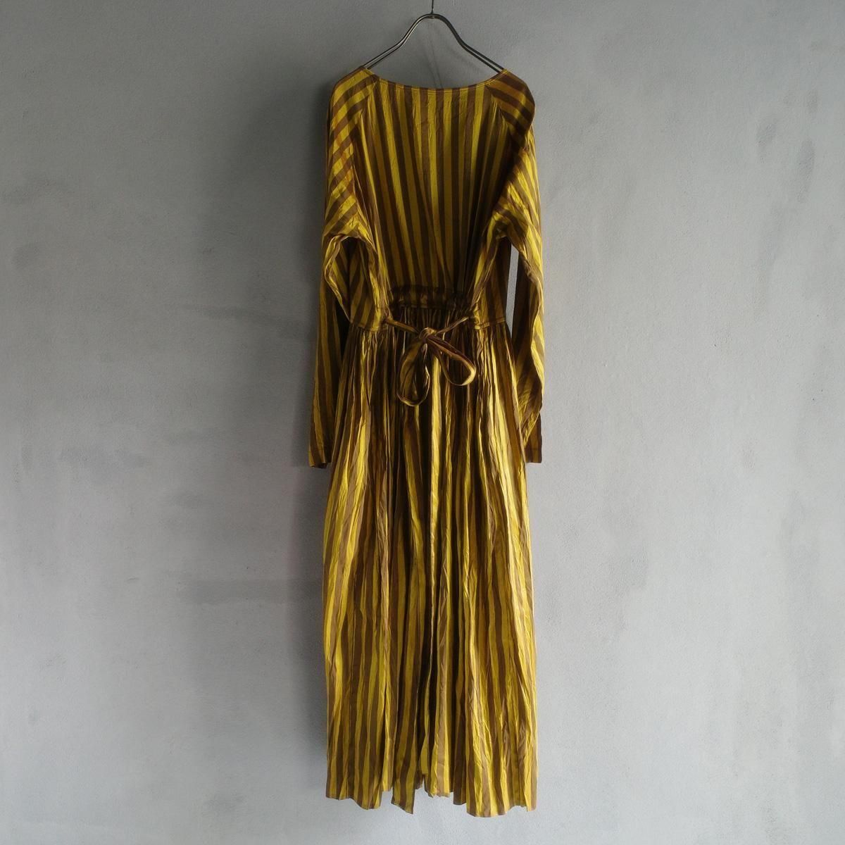 <img class='new_mark_img1' src='https://img.shop-pro.jp/img/new/icons13.gif' style='border:none;display:inline;margin:0px;padding:0px;width:auto;' />CHRISTIAN PEAU CP 0460010 DRESSʥꥹ ݡ ɥ쥹BEE