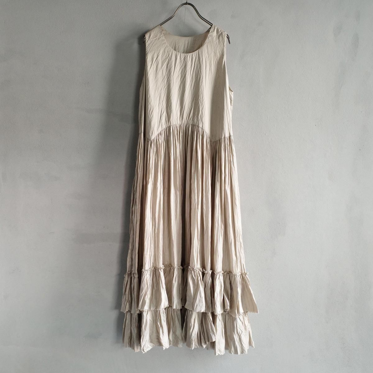 <img class='new_mark_img1' src='https://img.shop-pro.jp/img/new/icons13.gif' style='border:none;display:inline;margin:0px;padding:0px;width:auto;' />CHRISTIAN PEAU CP 0460005 DRESSʥꥹ ݡ ɥ쥹SILVER BEIGE