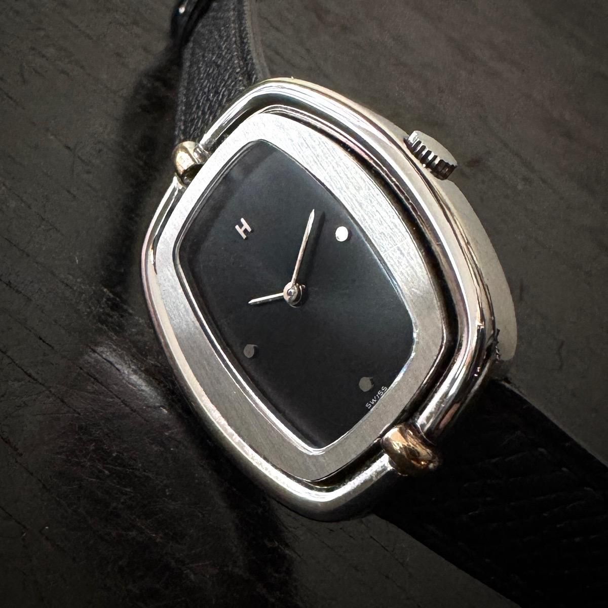 HERMES（エルメス）希少 手巻き時計 3点ドット黒文字盤 SSトノーケース