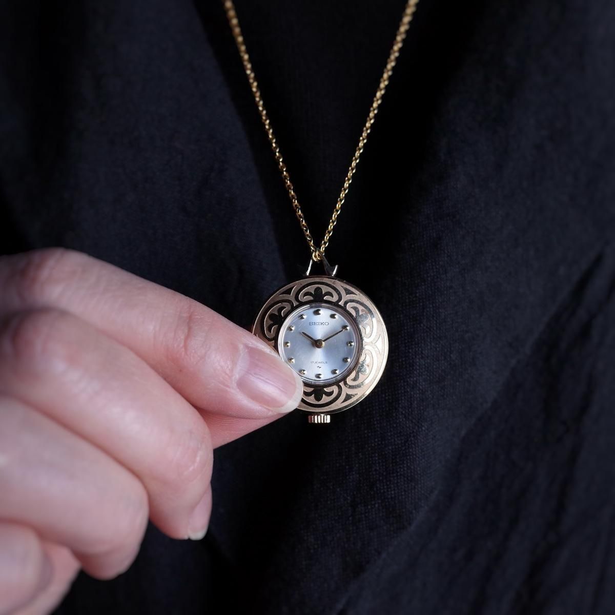 SEIKO PENDANT WATCH（セイコー ペンダントウォッチ）唐草模様 GOLD