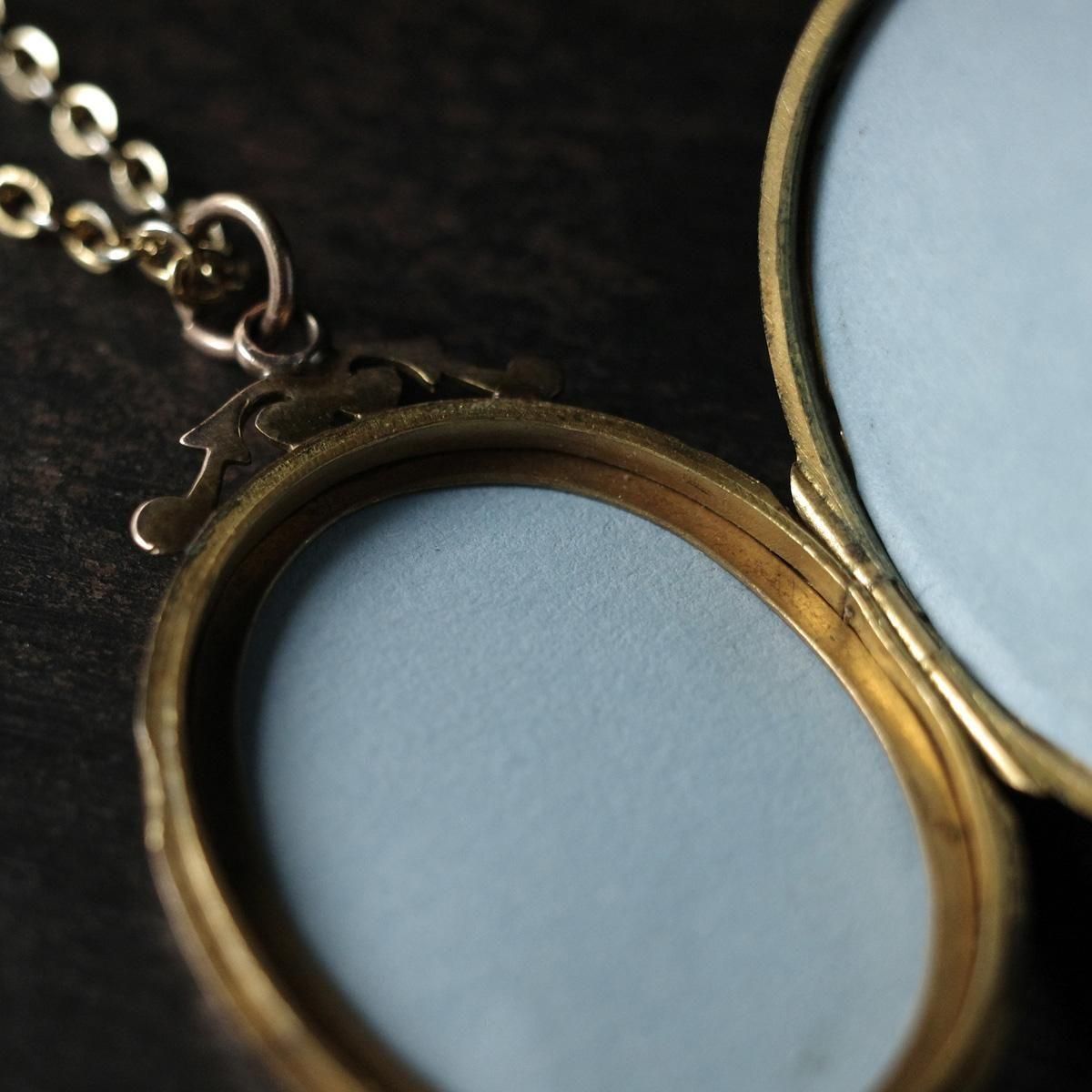 <img class='new_mark_img1' src='https://img.shop-pro.jp/img/new/icons13.gif' style='border:none;display:inline;margin:0px;padding:0px;width:auto;' />ȥꥢ ᥿ å ڥ ͥå쥹Victorian Metal Locket Pendant Necklace