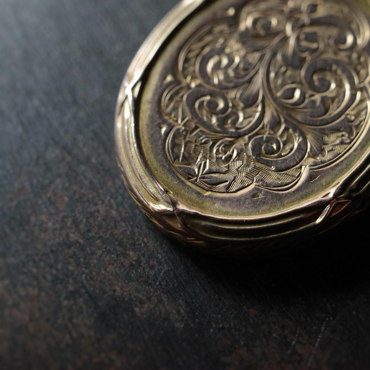 <img class='new_mark_img1' src='https://img.shop-pro.jp/img/new/icons13.gif' style='border:none;display:inline;margin:0px;padding:0px;width:auto;' />ȥꥢ ᥿ å ڥ ͥå쥹Victorian Metal Locket Pendant Necklace