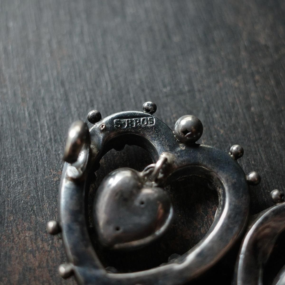 <img class='new_mark_img1' src='https://img.shop-pro.jp/img/new/icons13.gif' style='border:none;display:inline;margin:0px;padding:0px;width:auto;' />ȥꥢ С ϡ ֥Victorian Silver Heart Brooch