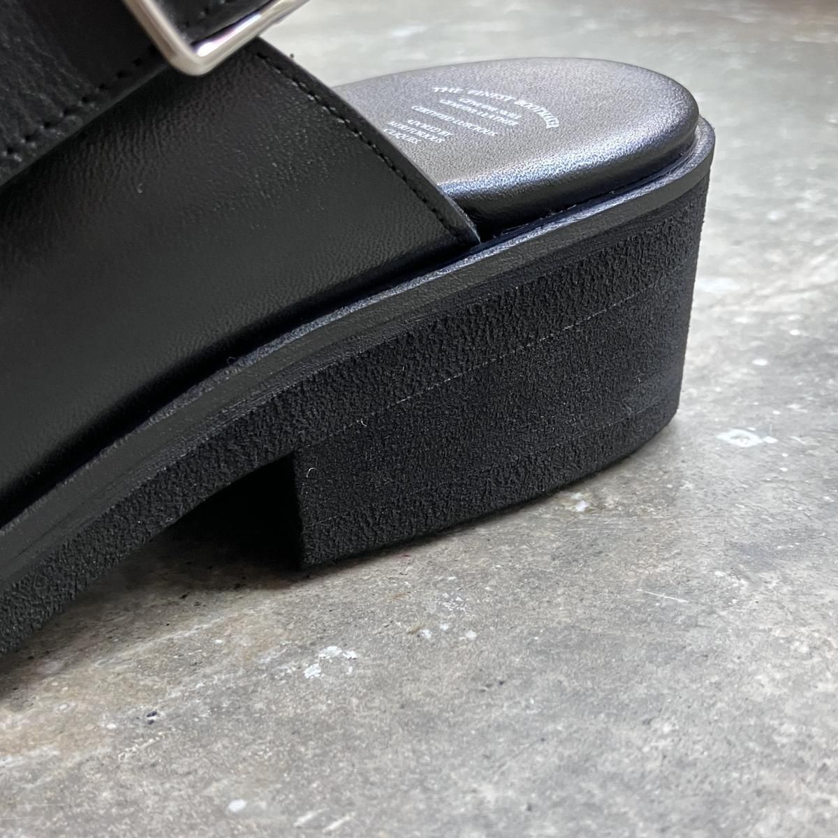 <img class='new_mark_img1' src='https://img.shop-pro.jp/img/new/icons56.gif' style='border:none;display:inline;margin:0px;padding:0px;width:auto;' />BEAUTIFUL SHOES Single Belt Clogsʥӥ塼ƥե륷塼 󥰥٥ åBlack