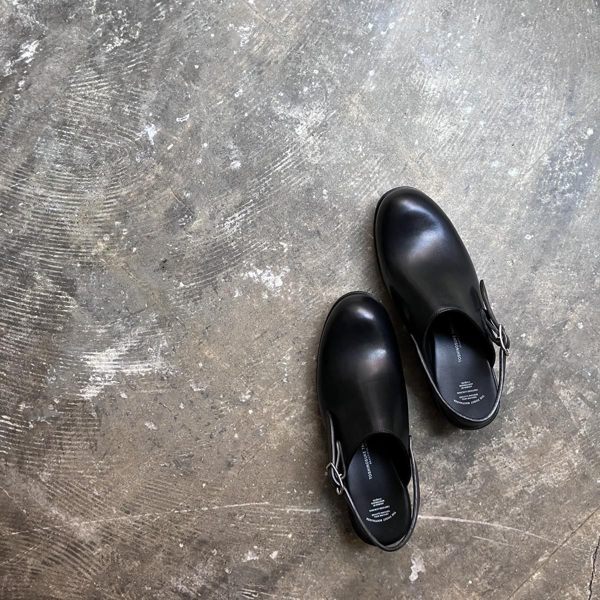 <img class='new_mark_img1' src='https://img.shop-pro.jp/img/new/icons56.gif' style='border:none;display:inline;margin:0px;padding:0px;width:auto;' />BEAUTIFUL SHOES Single Belt Clogsʥӥ塼ƥե륷塼 󥰥٥ åBlack