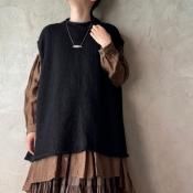 <img class='new_mark_img1' src='https://img.shop-pro.jp/img/new/icons13.gif' style='border:none;display:inline;margin:0px;padding:0px;width:auto;' />suzuki takayuki fulling knitted vestʥ業 ե ˥åƥɥ٥ȡblack