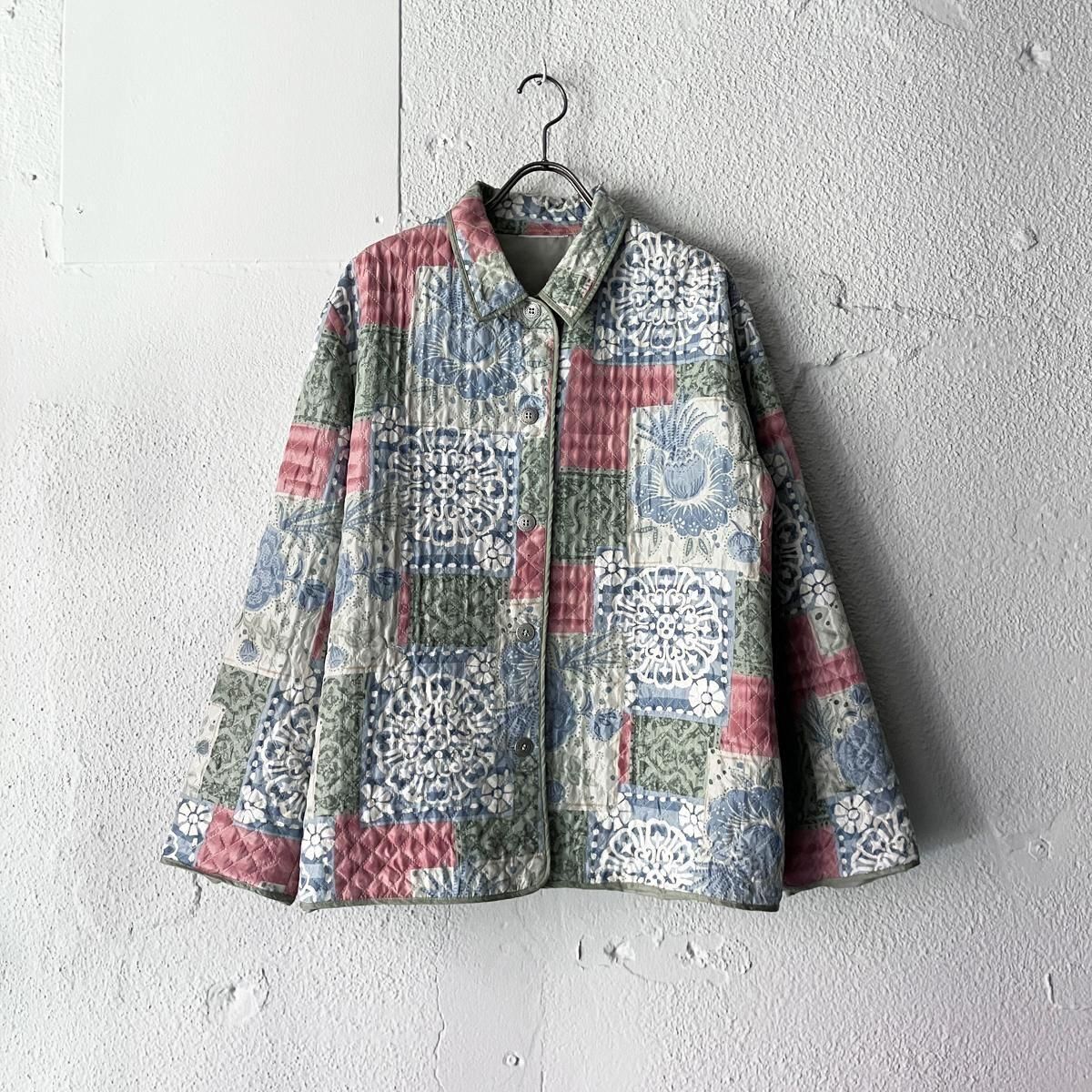 <img class='new_mark_img1' src='https://img.shop-pro.jp/img/new/icons13.gif' style='border:none;display:inline;margin:0px;padding:0px;width:auto;' />ơ 륯 ޥꥫ ƥ󥰥㥱åȡVintage Silk Quilted Jacket