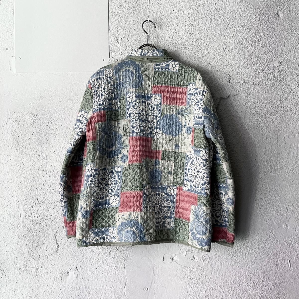 <img class='new_mark_img1' src='https://img.shop-pro.jp/img/new/icons13.gif' style='border:none;display:inline;margin:0px;padding:0px;width:auto;' />ơ 륯 ޥꥫ ƥ󥰥㥱åȡVintage Silk Quilted Jacket