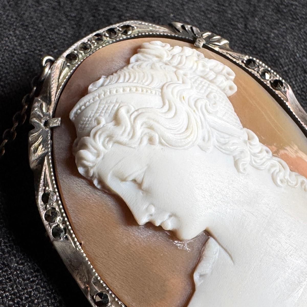 1940年代 シルバー シェルカメオ ブローチ（Silver Shell Cameo Brooch